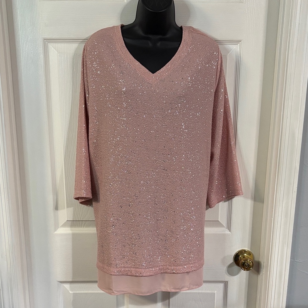 Gorgeous Catherine’s blush colored sparkly top, size 1X (18-20),NWT.